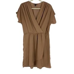 BCBGMaxAzaria Beige Knee Length Dress Size Large